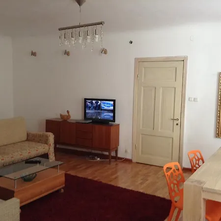 Cheap And Chic Riga Room photo