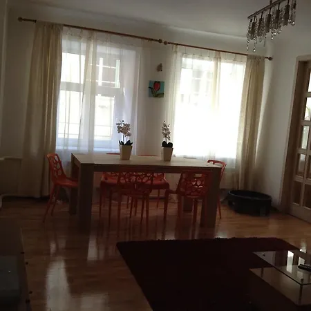 Cheap And Chic Riga Room photo